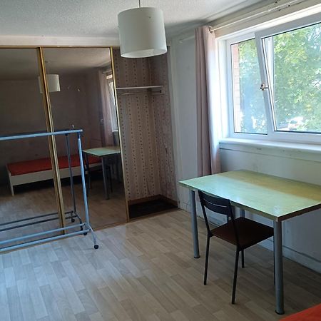 Guest House Private Room Near Glasgow City Centre St George'S Rd Exteriör bild